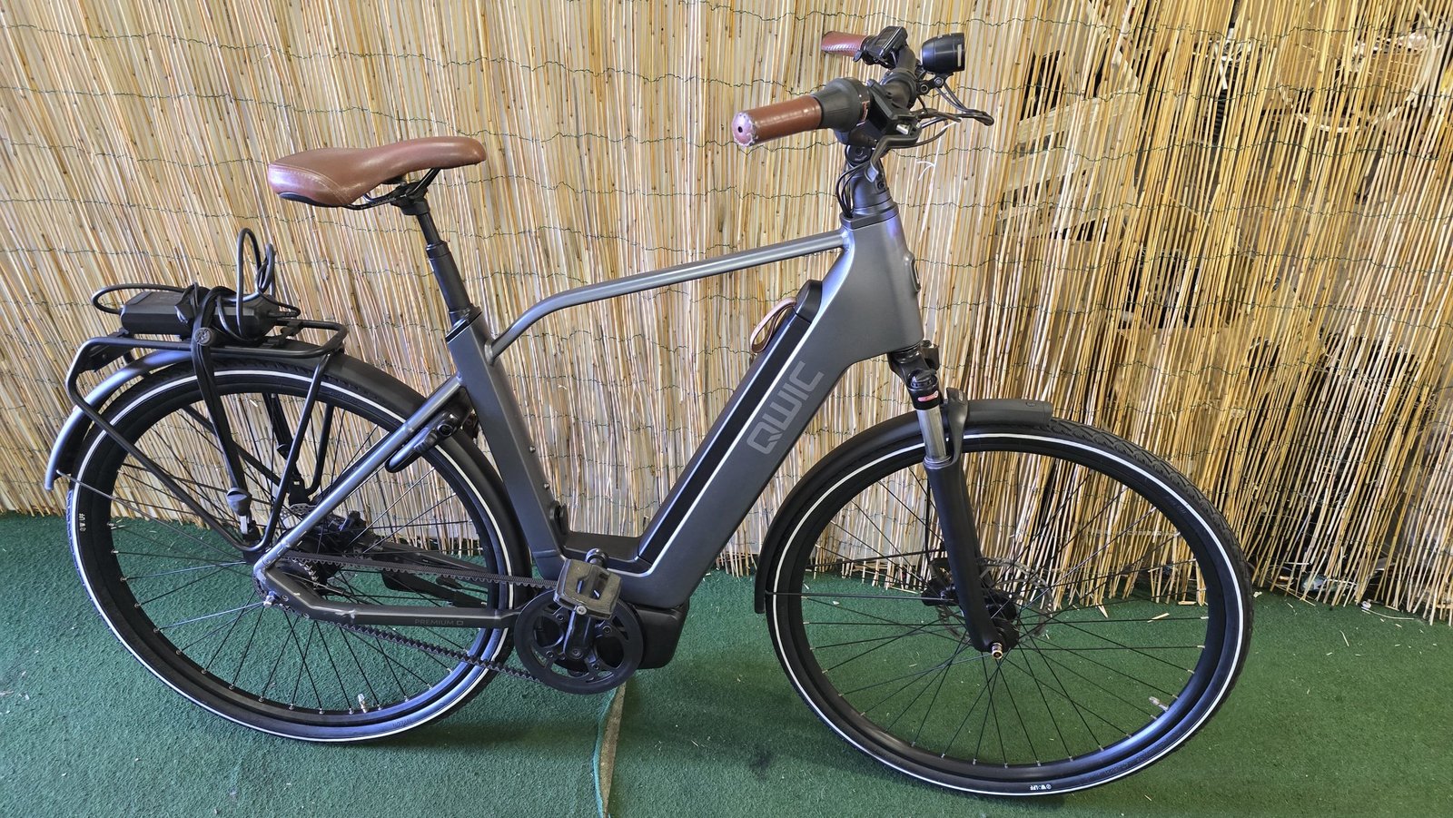 Qwic Premium 1504