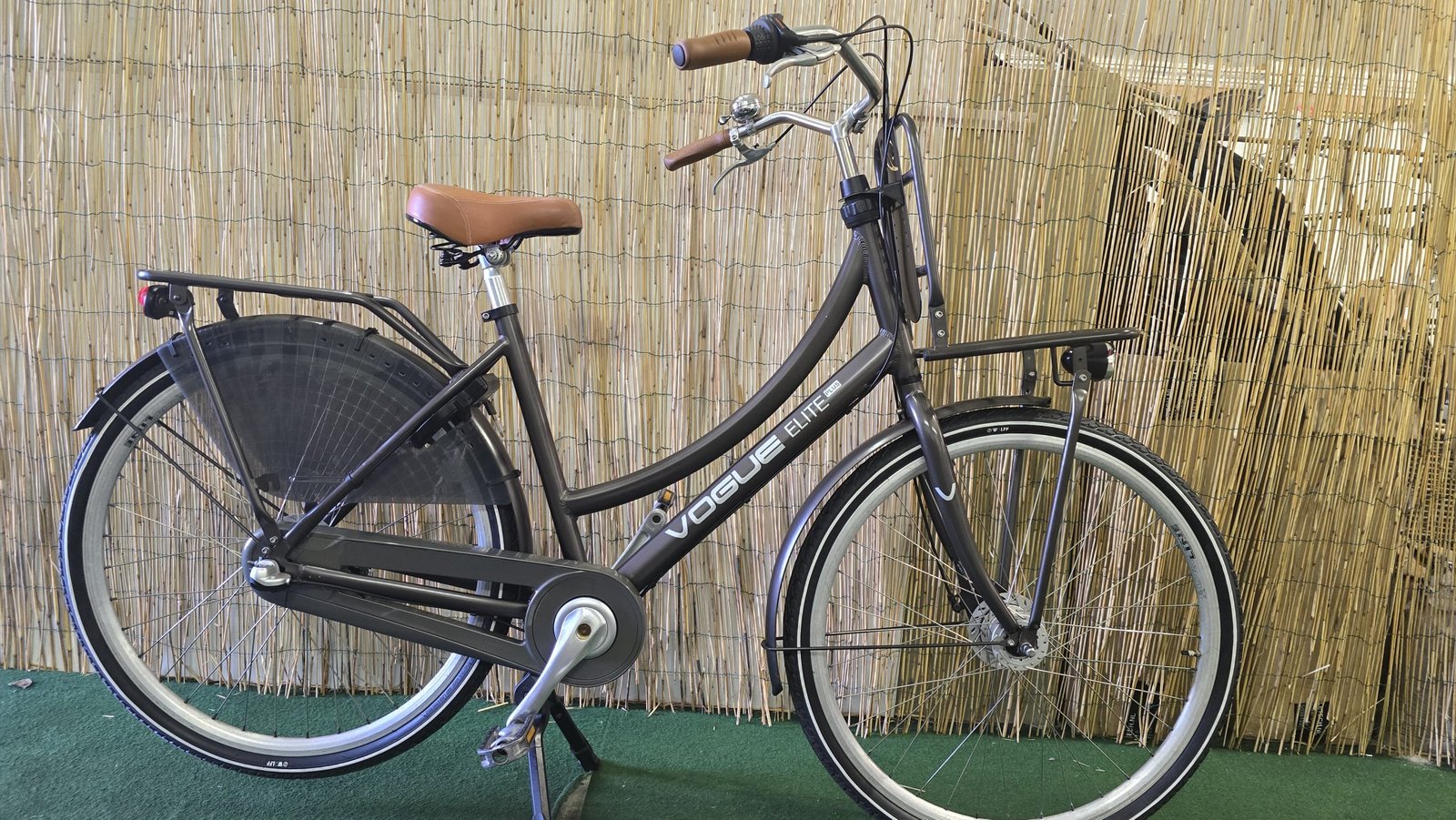 Vogue Elite Plus 1693
