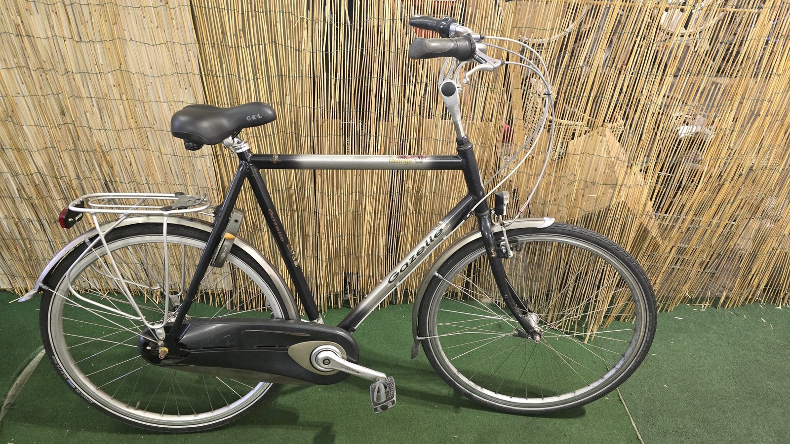 Gazelle Orange 1712