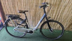 Gazelle Grenoble C8 2404